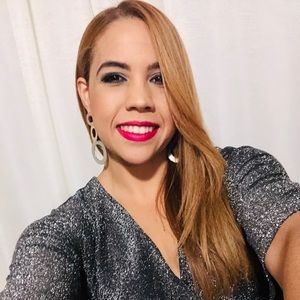 Meet your Posher, Isabel